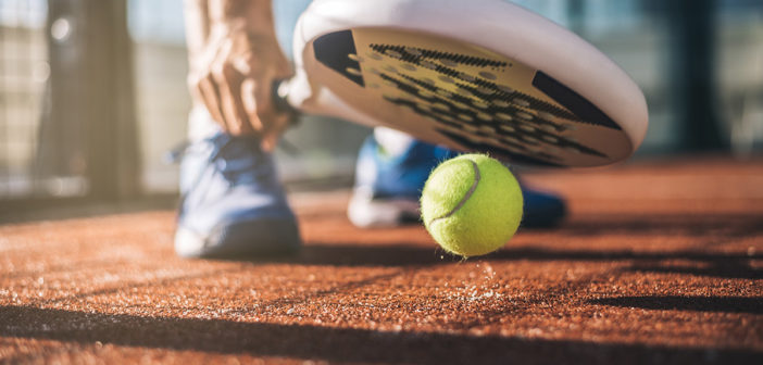 Padel-Tennis: Grundlagen, Regeln und Techniken